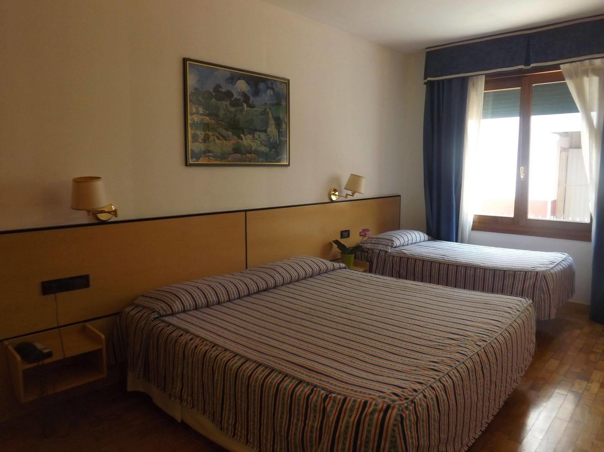 Hotel Damodoro Pordenone Luaran gambar
