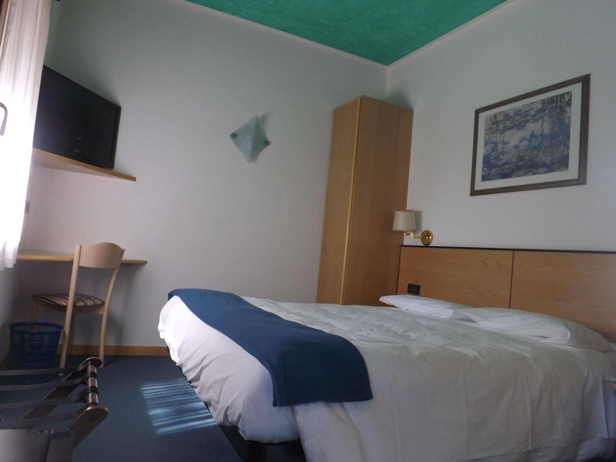 Hotel Damodoro Pordenone Luaran gambar
